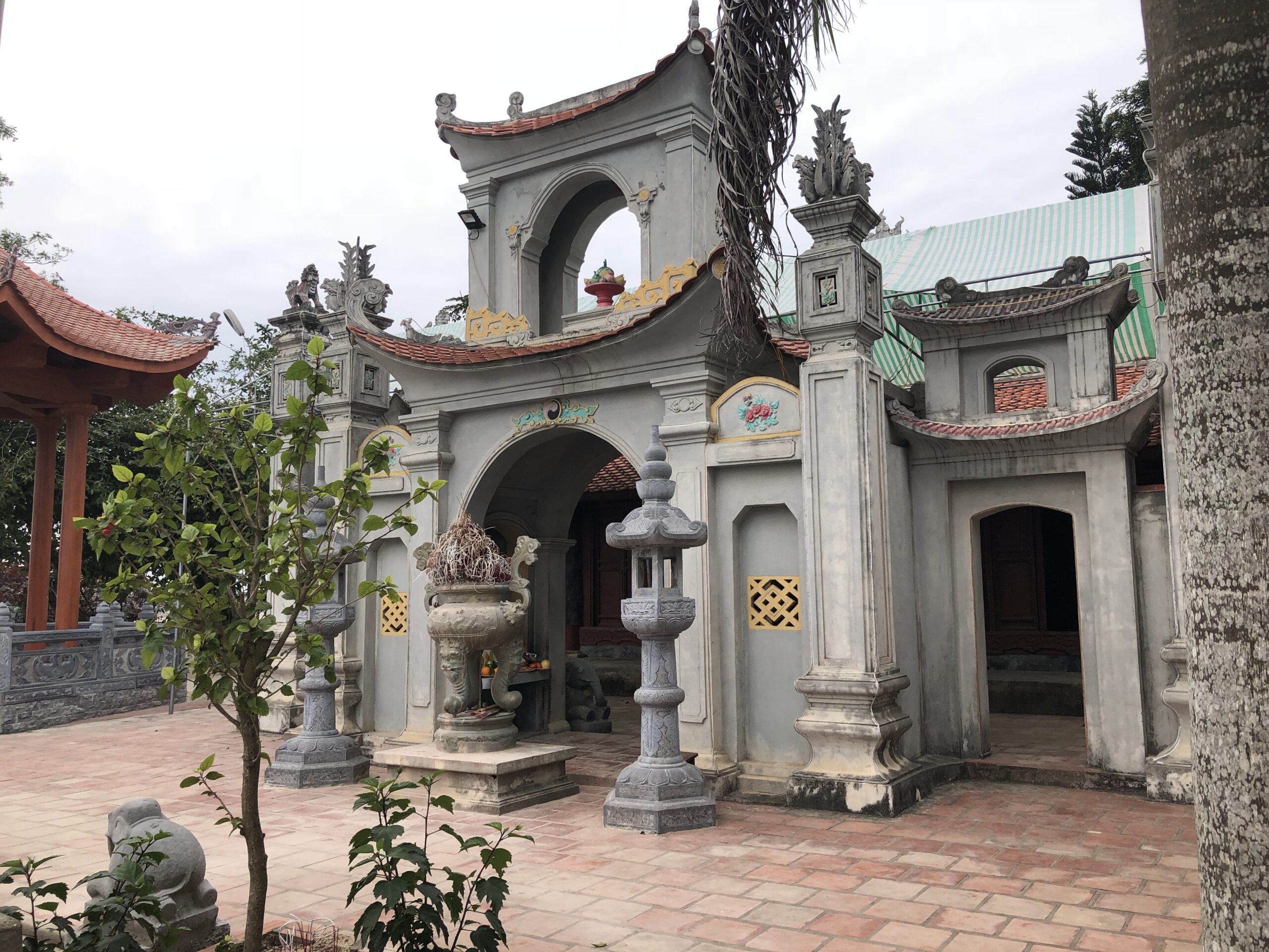 Điểm danh 15 ngôi chùa đẹp ở Thanh Hóa linh thiêng, cổ kính nên ghé khi du lịch xứ Thanh