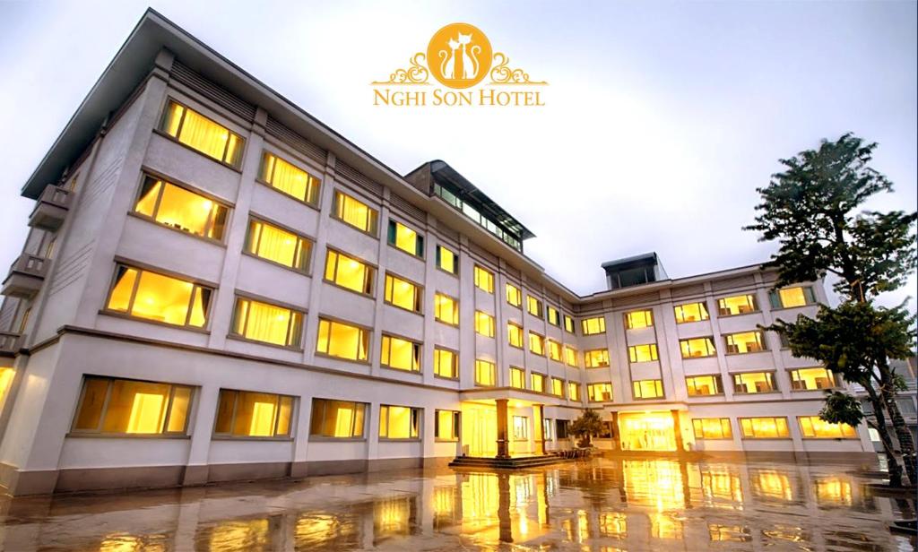 Gợi ý 10 Khách sạn ở Nghi Sơn tiện nghi, gần Bãi Đông và đáng lưu trú cho chuyến đi Thanh Hóa