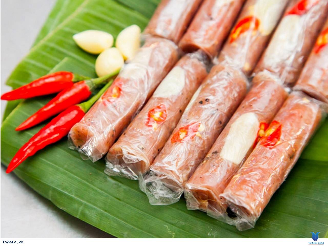 Gợi ý 4 địa chỉ nem chua Thanh Hóa nổi tiếng ai đến xứ Thanh cũng muốn thử