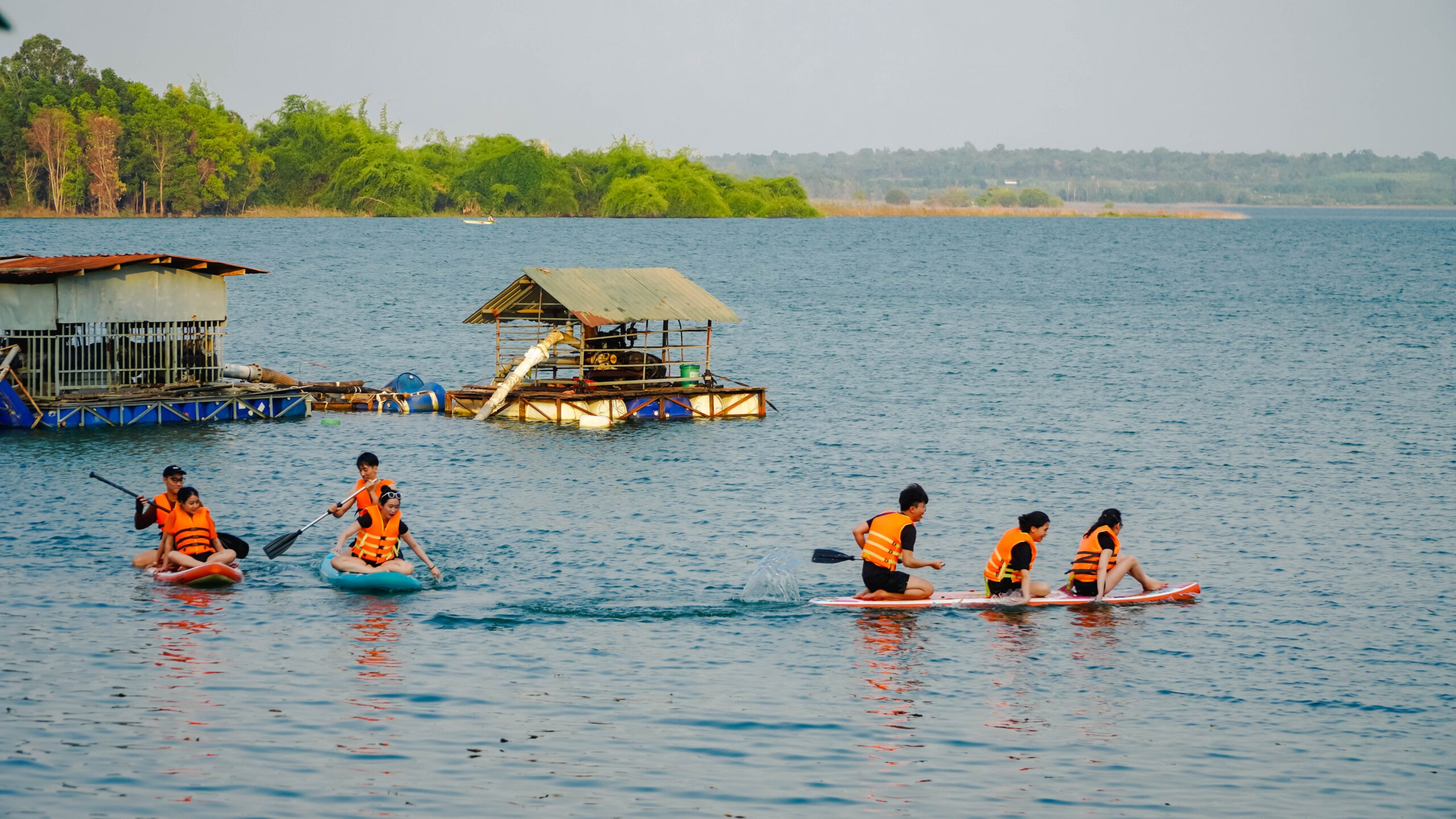 Khám phá Bãi Đông Thanh Hóa – Thiên đường biển hoang sơ đẹp mê lòng người