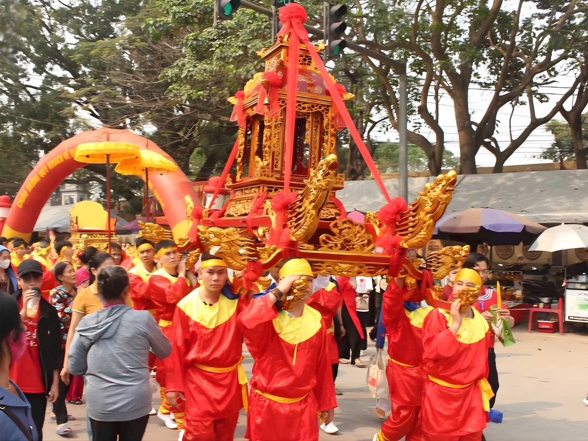 Lễ hội đền Sòng Thanh Hóa – Hành trình khám phá không gian tâm linh linh thiêng xứ Thanh