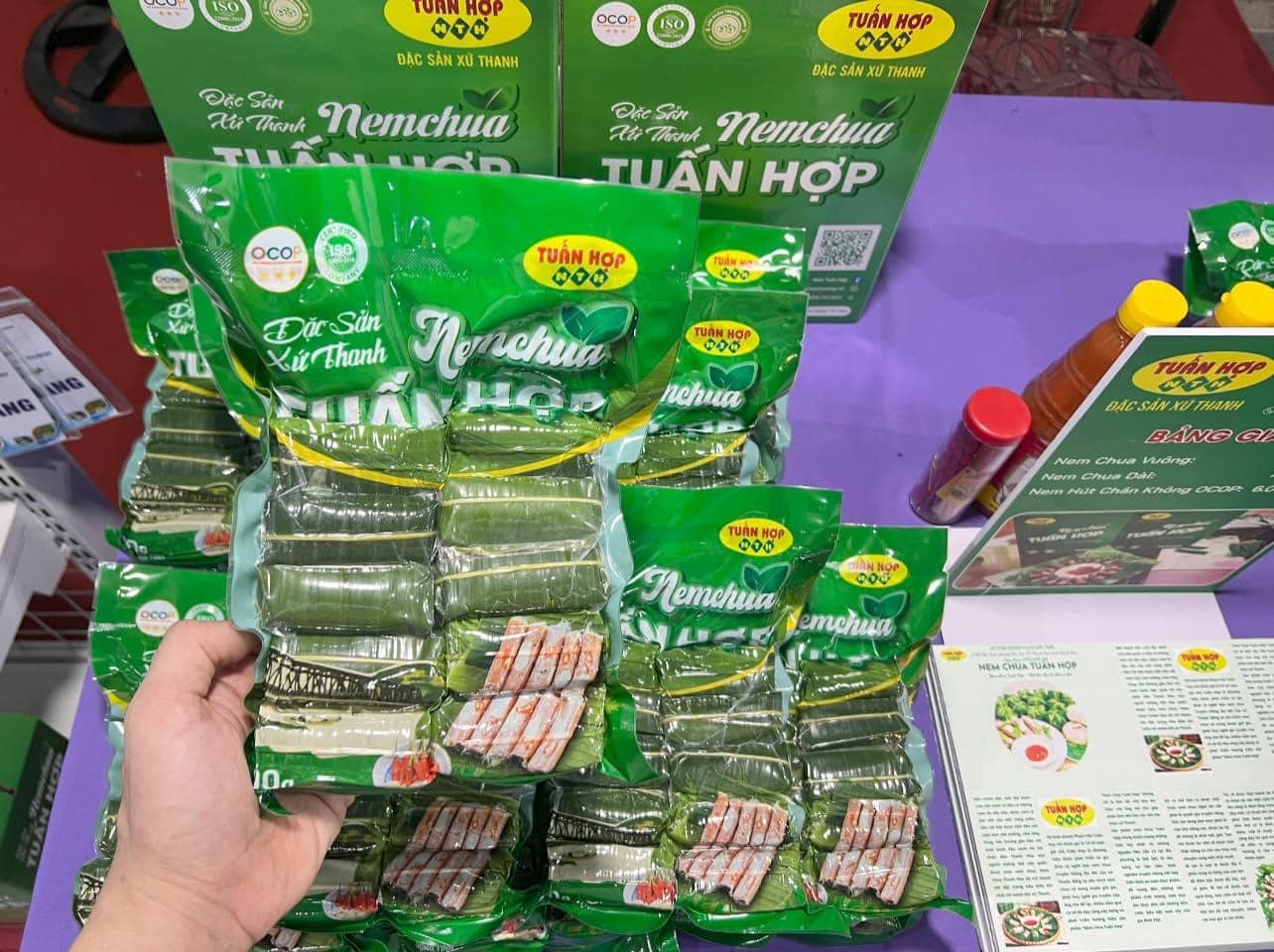 Top 6 quán nem chua ngon ở Thanh Hóa đáng mua làm quà năm 2026