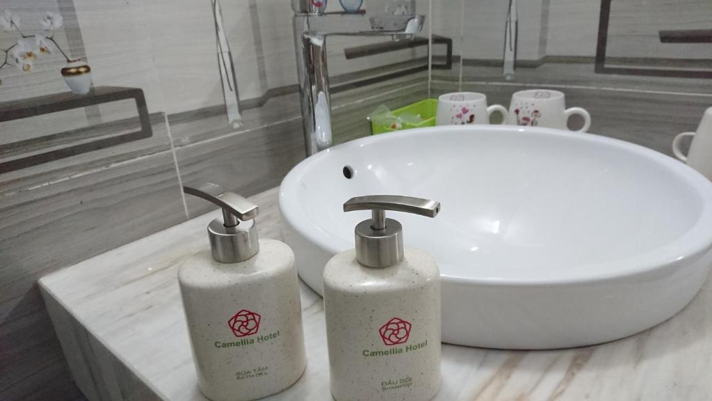 Đánh giá CAMELLIA HOTEL-58 Nguyễn Phục
