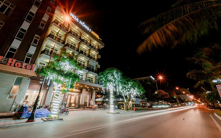 Đánh giá Khách sạn Hoa Hồng-102 Triệu Quốc Đạt